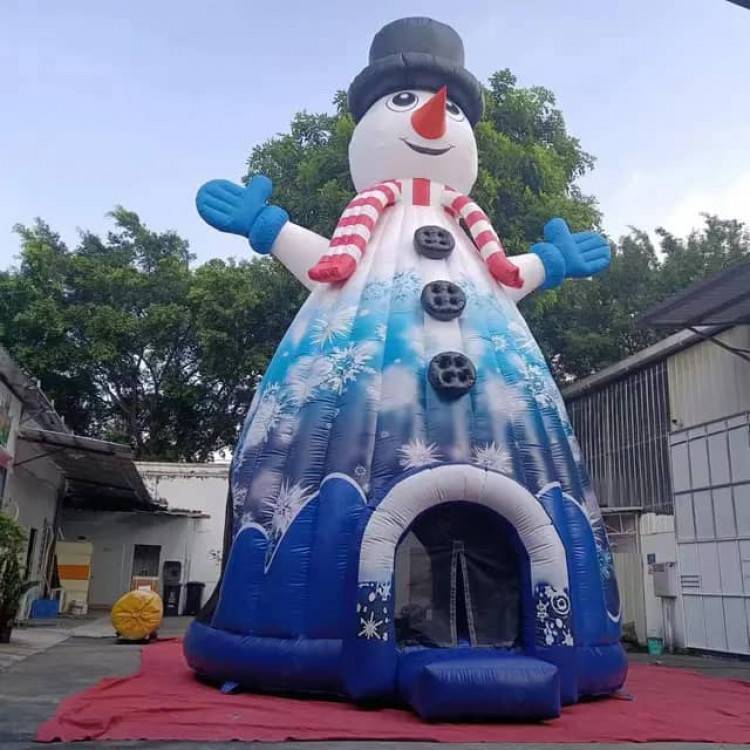 Giant Snow Man