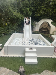 78580891308 B9386E72 813B 4A67 AC8C 06163D4ADBBC 1764116277 White Ball Pit