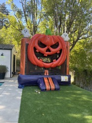 78345851765 F150D598 F1EE 4CE2 86C5 164976AFB901202 1774481518 Pumpkin Bounce House