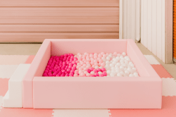 85765EE4 ADD9 43FA ACB8 2E8A070B5FBF 1762912067 1 Pink Ball Pit